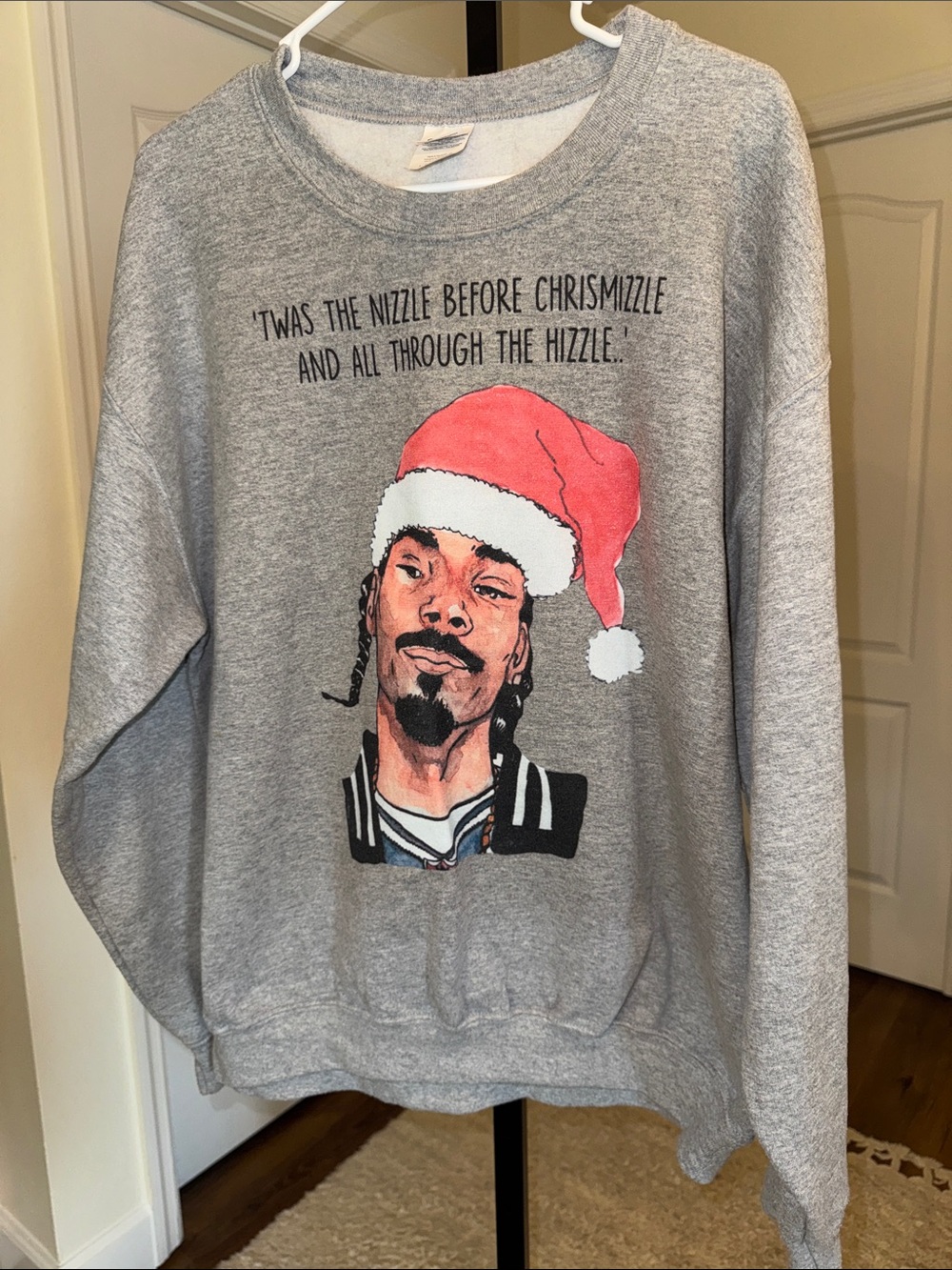 Snoop Dogg Christmas Sweatshirt - Size L